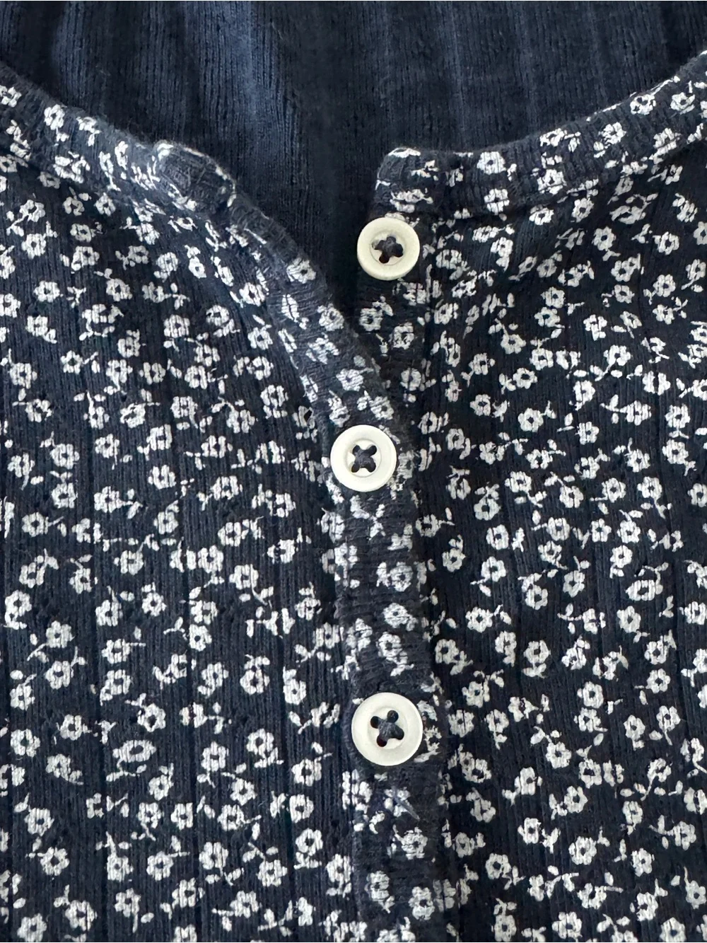 Brandy Melville Black Mini Daisy Button-Front Crop Top - Picture 3 of 4